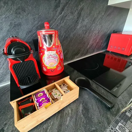 La Finestra Sul Mare Apartment *