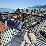 La Finestra Sul Mare Апартаменты *