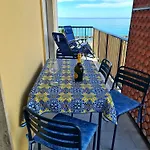 La Finestra Sul Mare Апартаменты Вентимилья